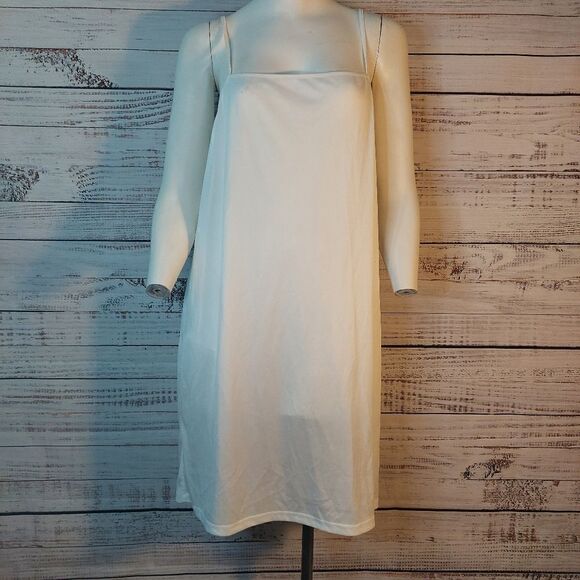 Stork & Babe - Floral Print Lace Neckline Sleeveless Dress - Picture 3 of 15